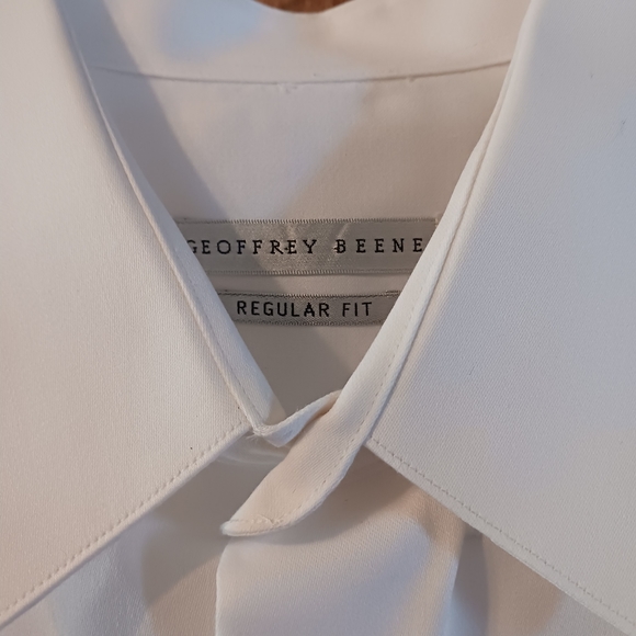 Geoffrey Beene White Dress Shirt - Picture 2 of 3
